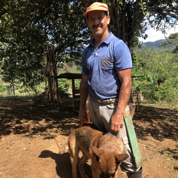 Victor Salmeron Las Colonias